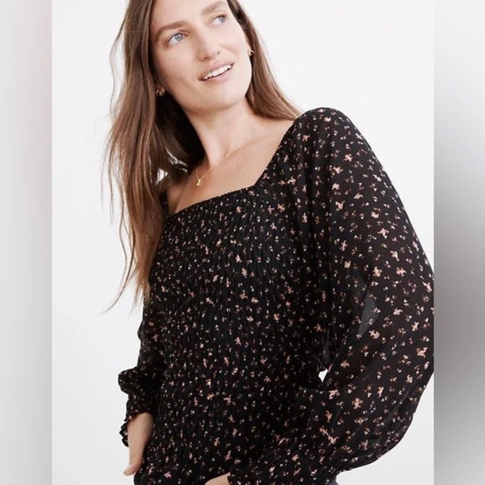 Madewell Georgette Lucie Bubble-Sleeve Smocked Top in Stem Scatter
